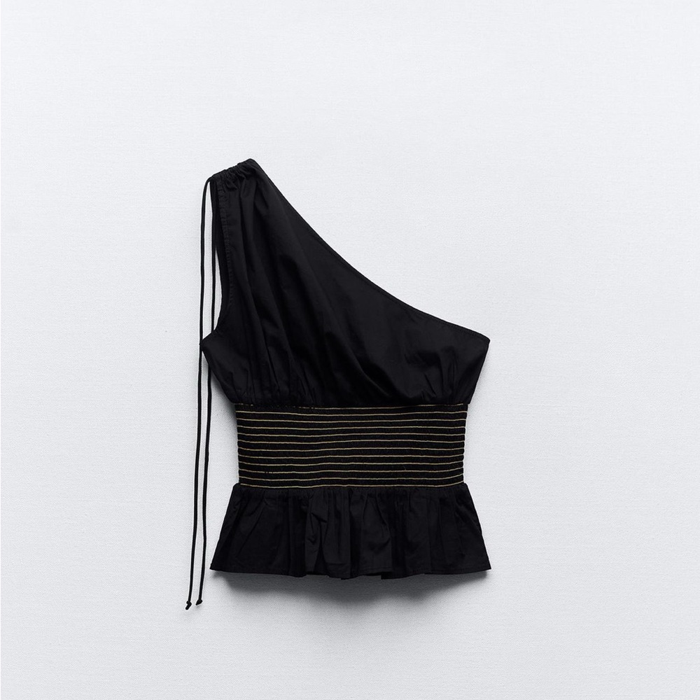 Black one shoulder Zara top. So cute!
